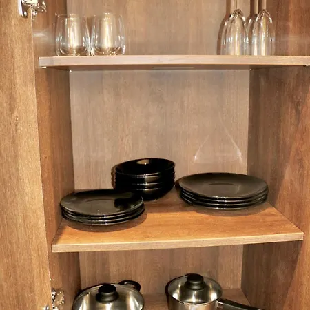 Wood & Teal Nest Bradford (West Yorkshire)