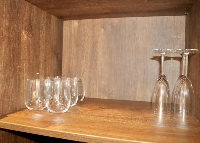 Wood & Teal Nest Bradford (West Yorkshire)